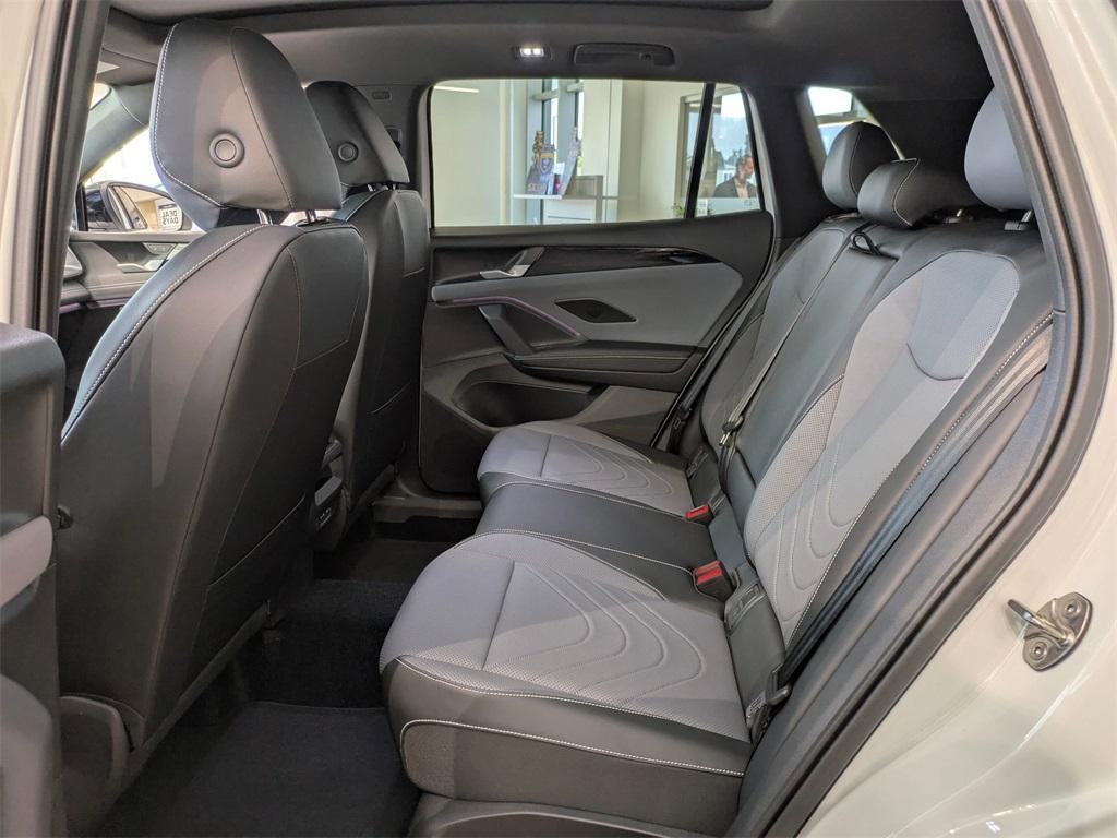 new 2025 Volkswagen Tiguan car