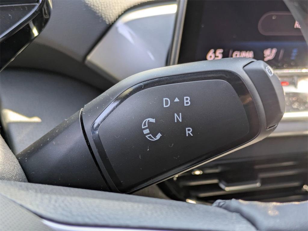 new 2025 Volkswagen ID.4 car