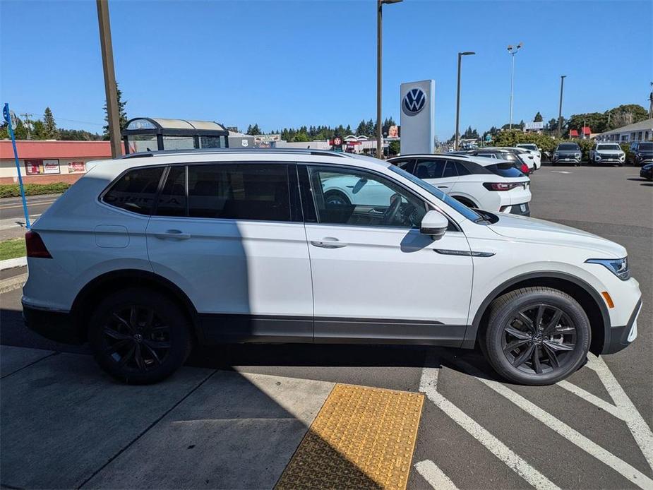 new 2024 Volkswagen Tiguan car, priced at $31,481