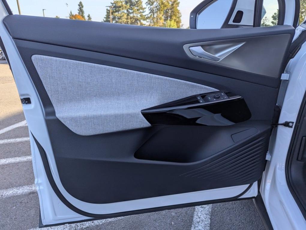 new 2025 Volkswagen ID.4 car, priced at $44,505