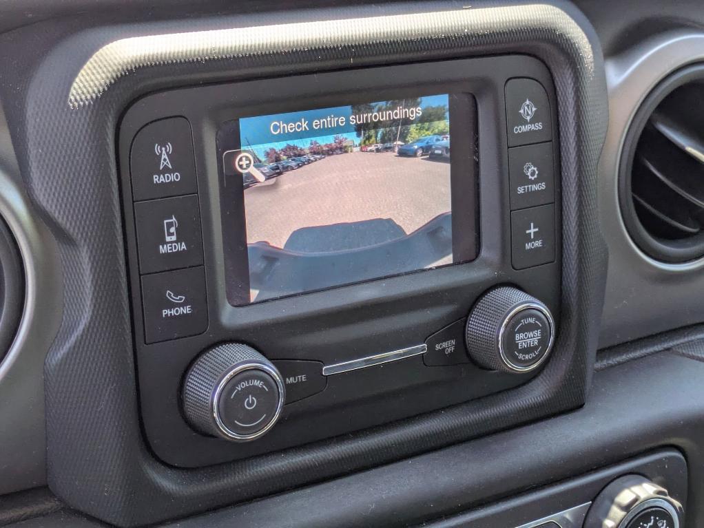 used 2021 Jeep Gladiator car, priced at $29,998