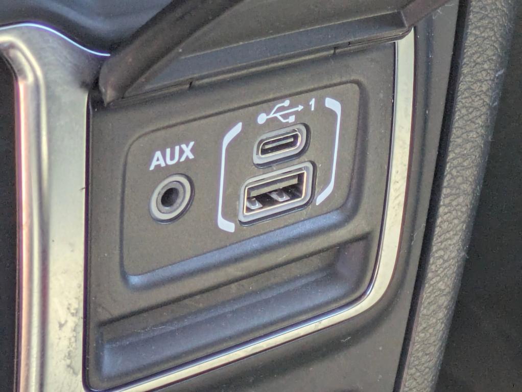 used 2021 Jeep Gladiator car, priced at $29,998