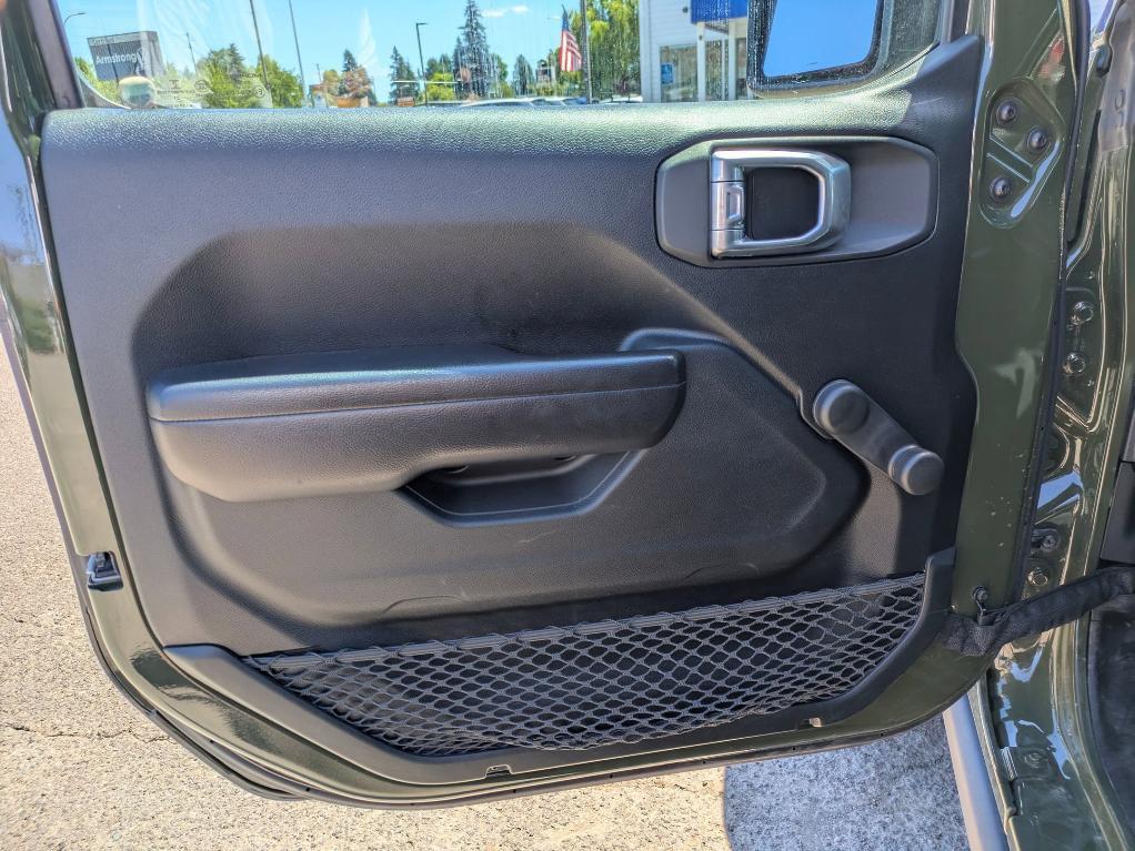 used 2021 Jeep Gladiator car, priced at $29,998