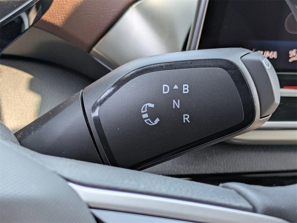 new 2025 Volkswagen ID.4 car