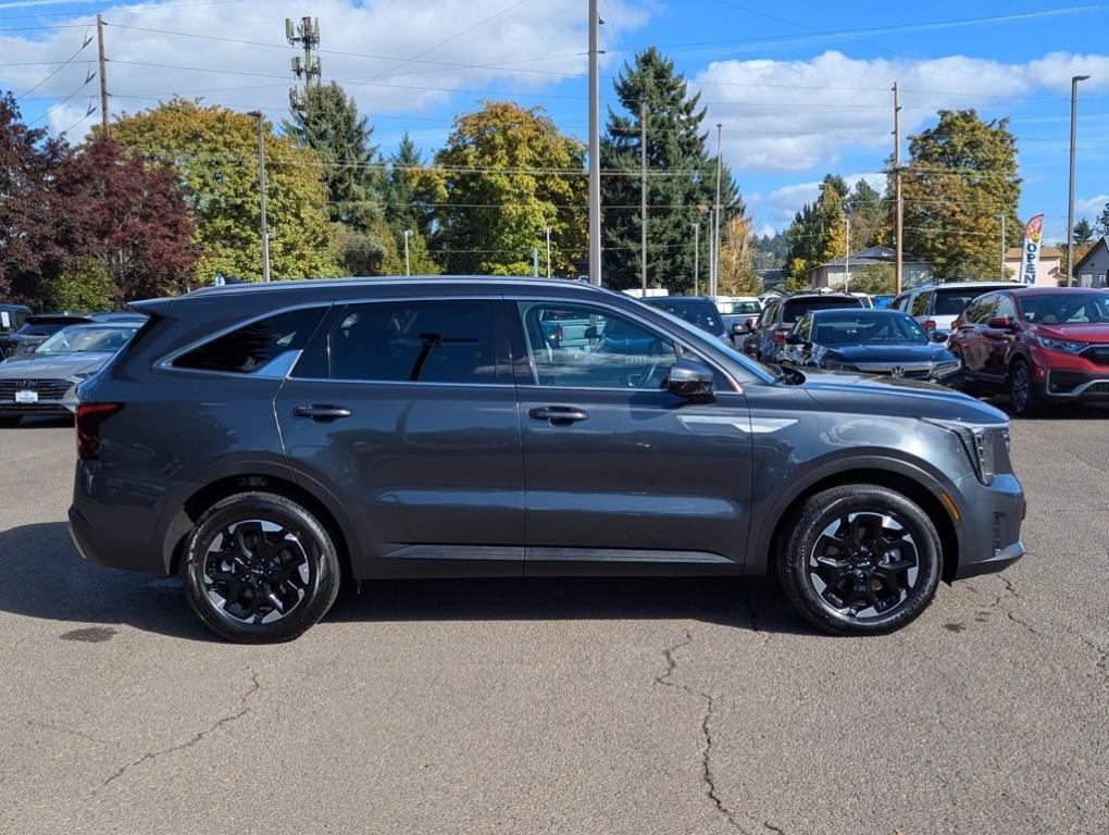 used 2024 Kia Sorento car, priced at $26,815