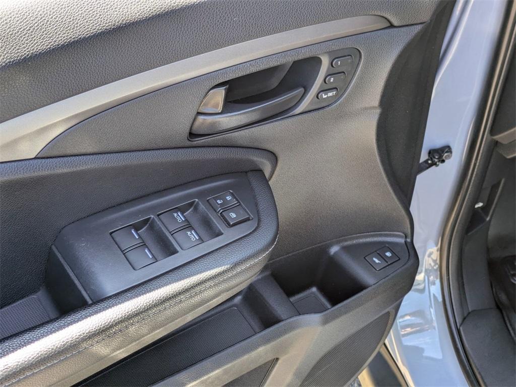used 2022 Honda Passport car, priced at $35,990