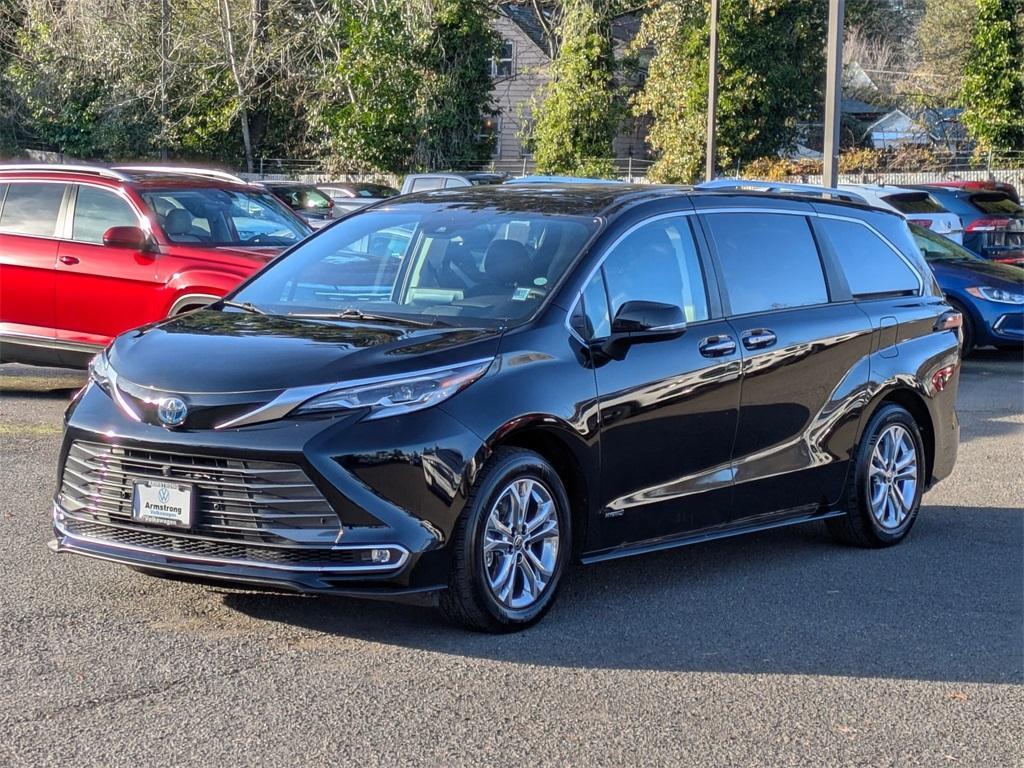 used 2021 Toyota Sienna car, priced at $43,146