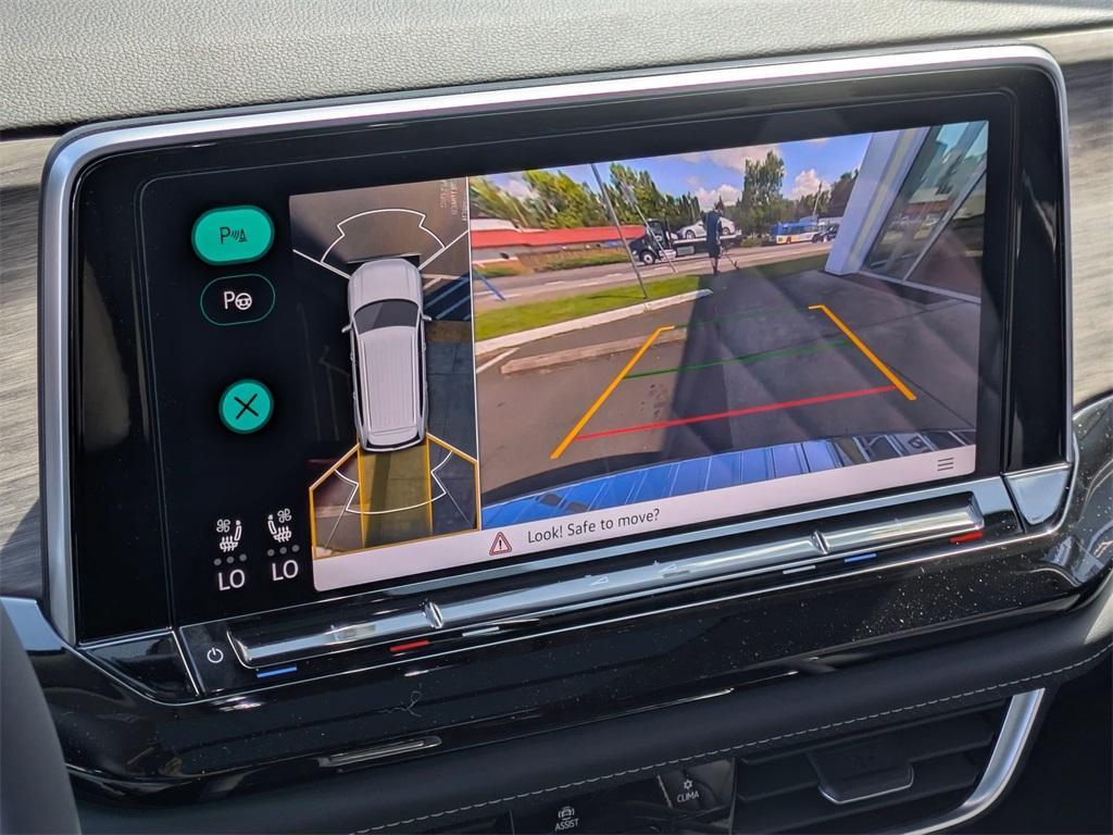 new 2025 Volkswagen Atlas car, priced at $54,887