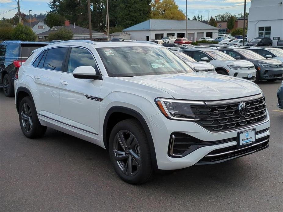 new 2024 Volkswagen Atlas Cross Sport car, priced at $49,616