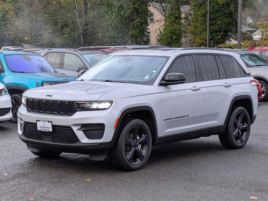 used 2023 Jeep Grand Cherokee car, priced at $35,000