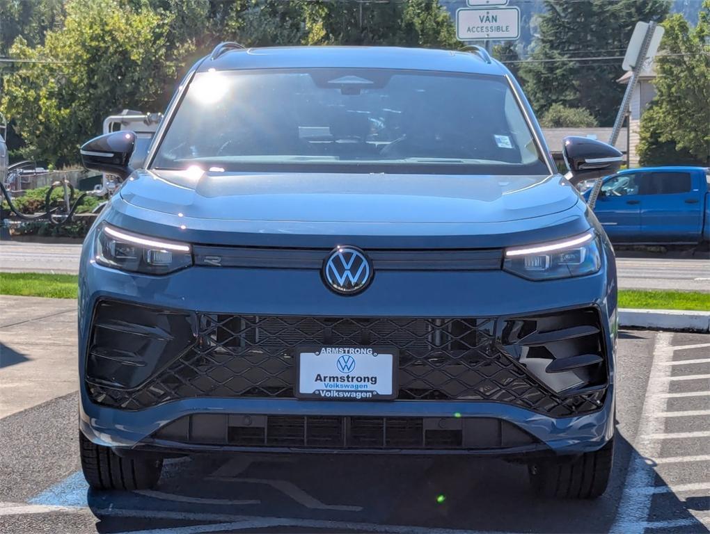 new 2025 Volkswagen Tiguan car, priced at $39,709
