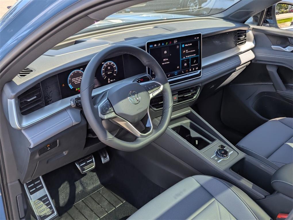 new 2025 Volkswagen Tiguan car, priced at $39,709