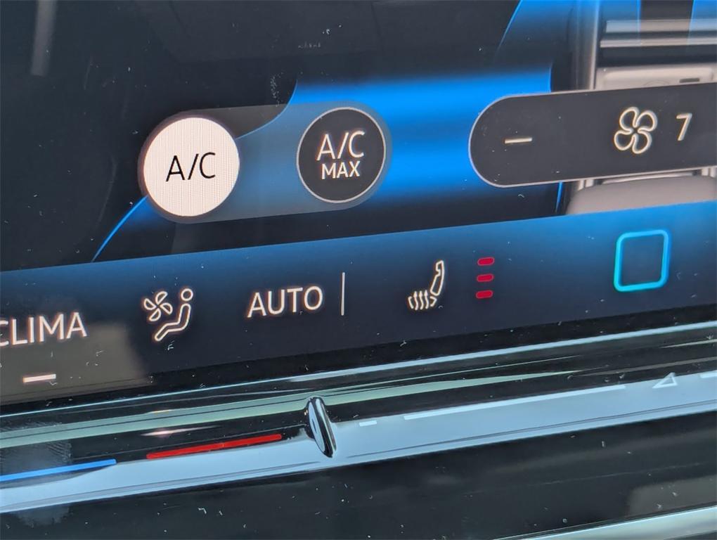 new 2025 Volkswagen Tiguan car, priced at $39,709