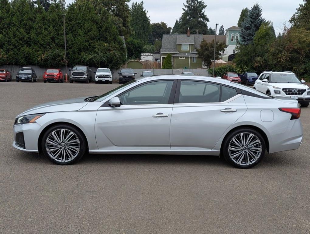 used 2023 Nissan Altima car, priced at $20,990