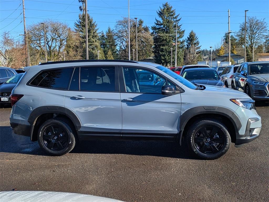 used 2022 Honda Pilot car, priced at $33,270