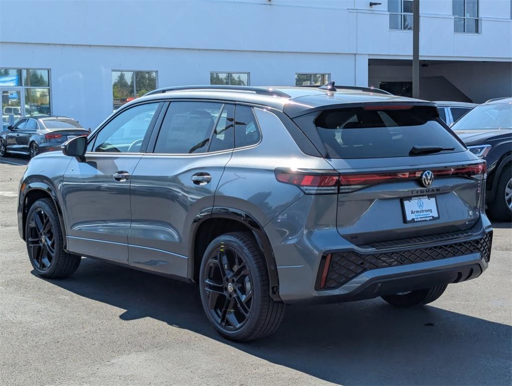 new 2025 Volkswagen Tiguan car, priced at $37,183