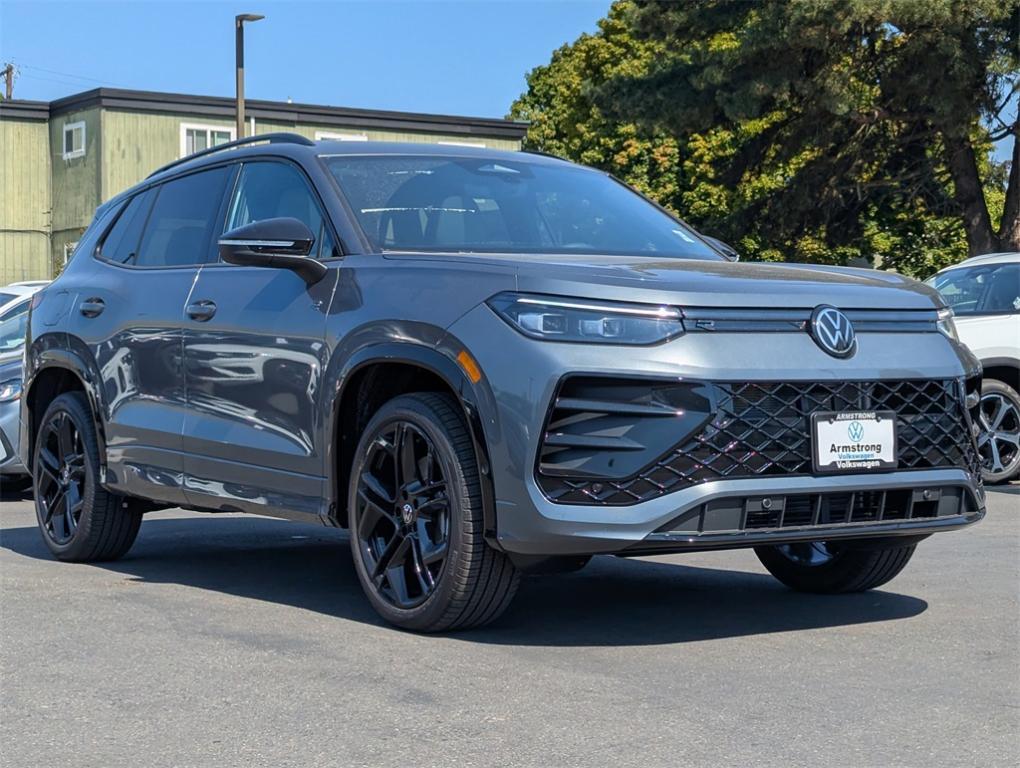 new 2025 Volkswagen Tiguan car, priced at $37,183