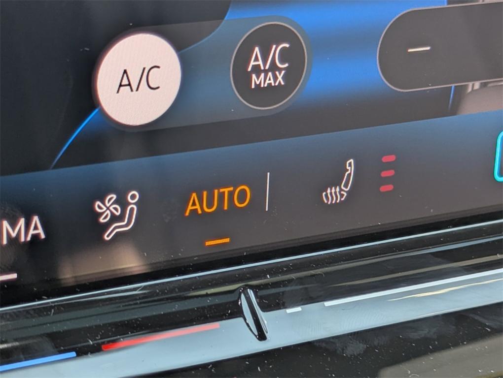 new 2025 Volkswagen Tiguan car, priced at $37,183