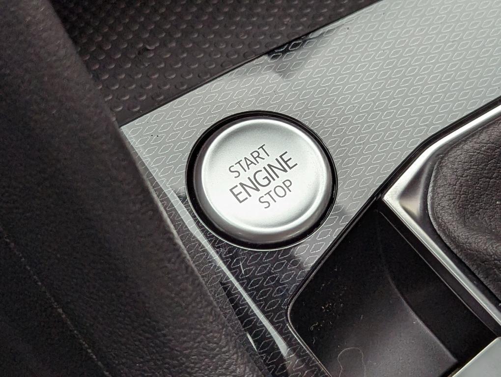 new 2025 Volkswagen Taos car, priced at $27,800