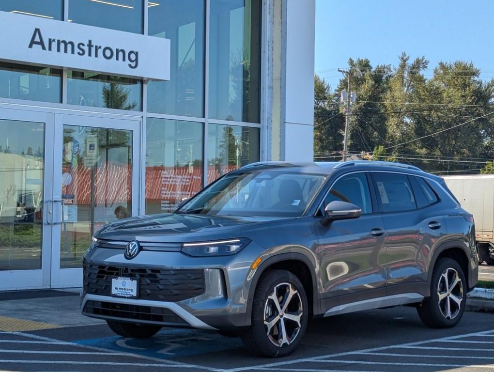 new 2025 Volkswagen Tiguan car, priced at $35,030