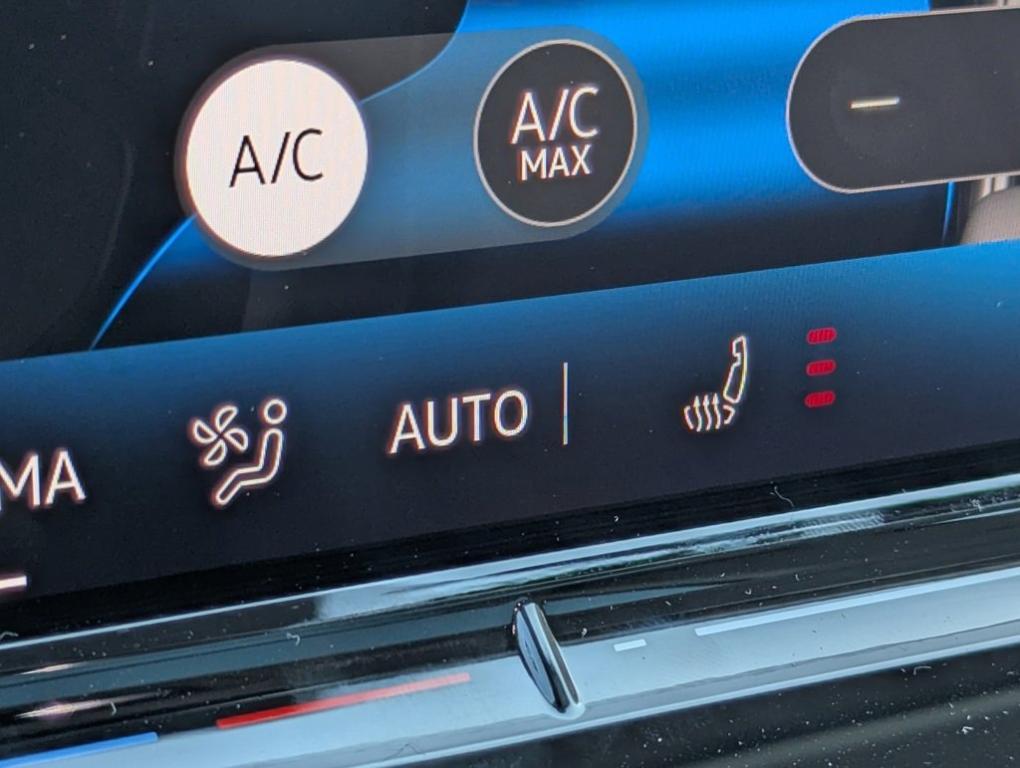 new 2025 Volkswagen Tiguan car, priced at $35,030