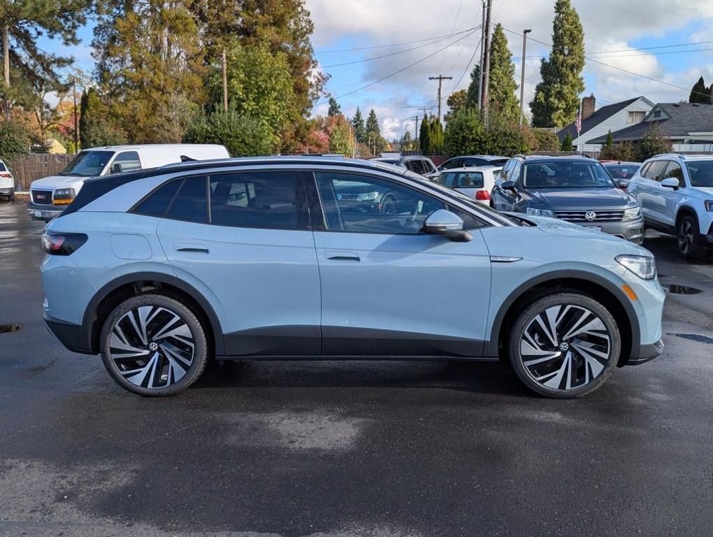 new 2025 Volkswagen ID.4 car, priced at $52,863
