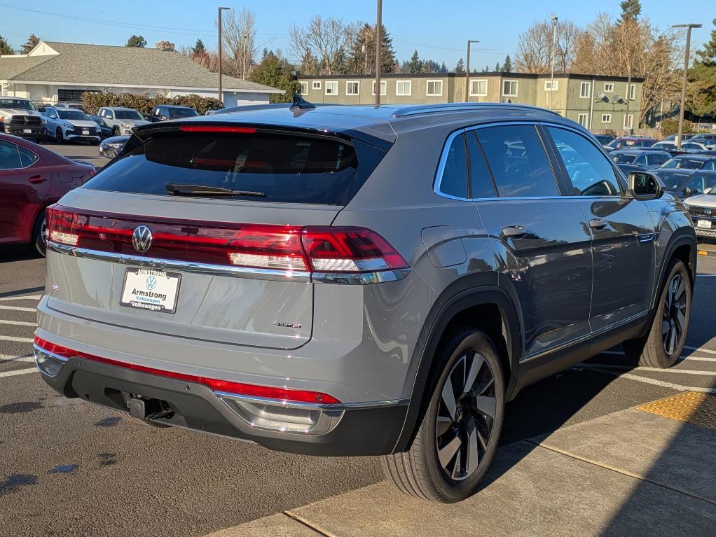 new 2025 Volkswagen Atlas Cross Sport car