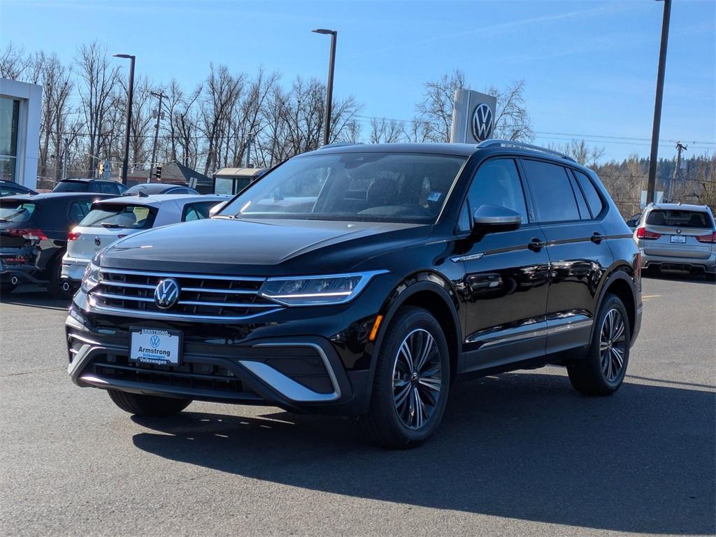 new 2024 Volkswagen Tiguan car