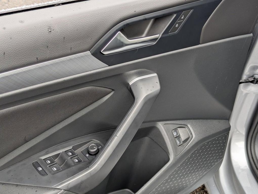 used 2024 Volkswagen Jetta car, priced at $21,340