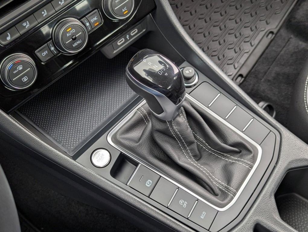 used 2024 Volkswagen Jetta car, priced at $21,340