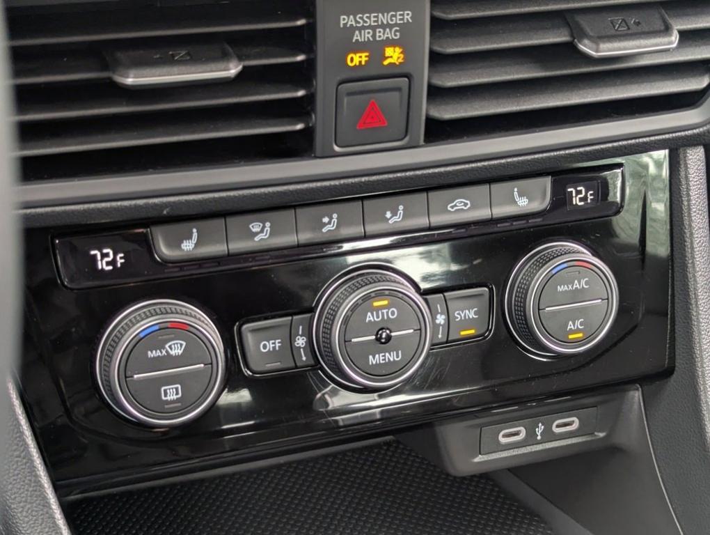 used 2024 Volkswagen Jetta car, priced at $21,340