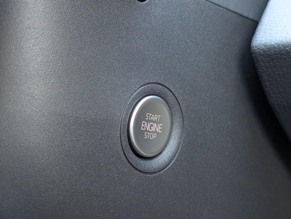 new 2025 Volkswagen ID.4 car