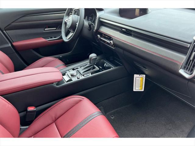 new 2025 Mazda CX-50 Hybrid car, priced at $40,060