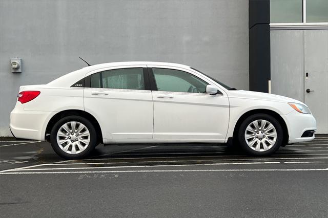 used 2014 Chrysler 200 car, priced at $6,495