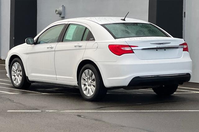 used 2014 Chrysler 200 car, priced at $6,495