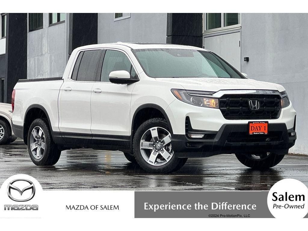 used 2025 Honda Ridgeline car, priced at $37,893
