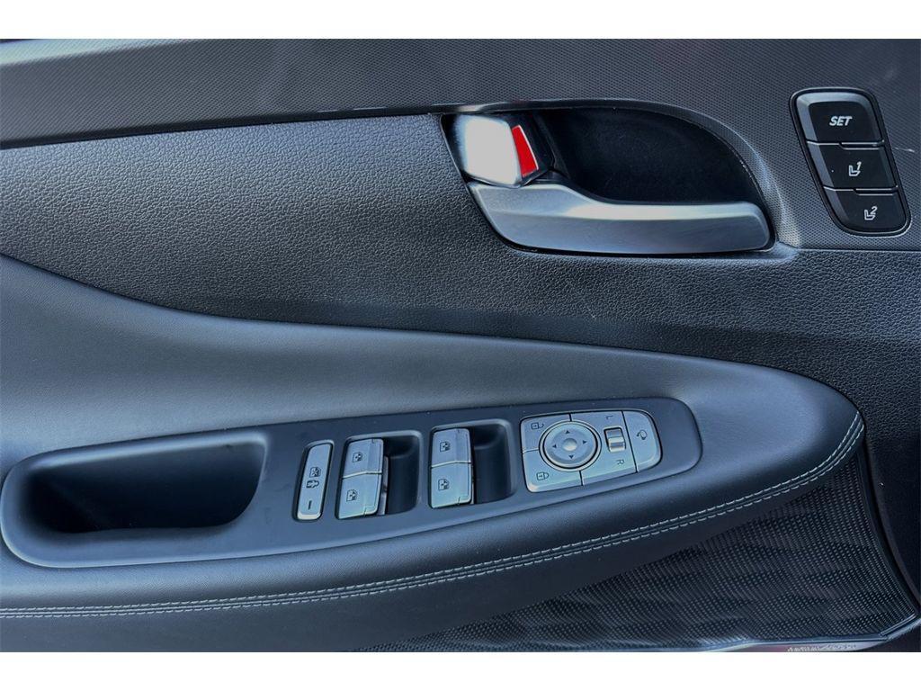 used 2023 Hyundai Santa Fe car, priced at $31,995