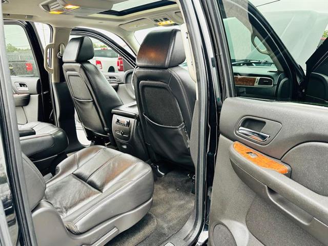 used 2008 Chevrolet Suburban car, priced at $11,995