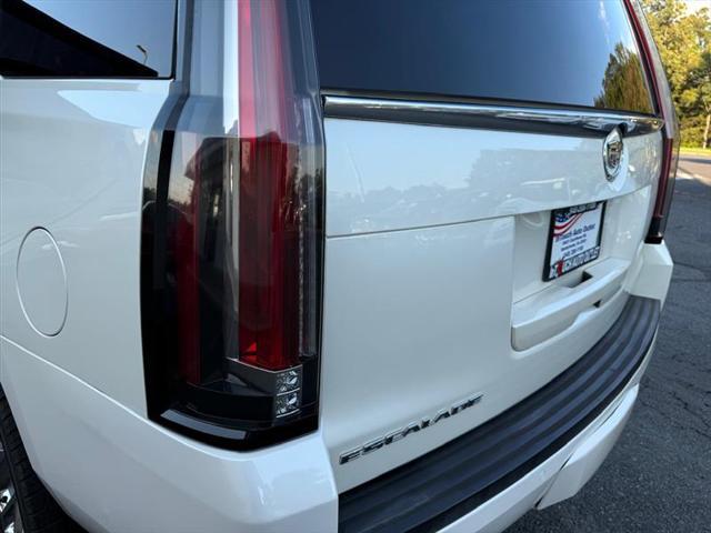 used 2015 Cadillac Escalade car, priced at $22,995