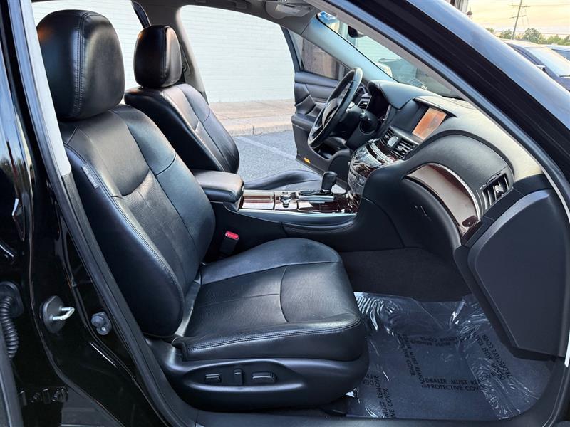 used 2015 INFINITI Q70 car, priced at $13,995