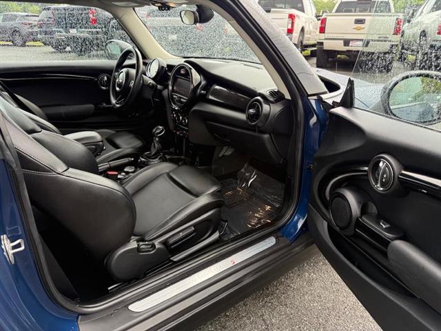 used 2017 MINI Hardtop car, priced at $11,995
