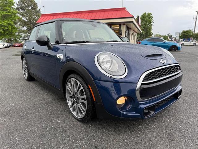 used 2017 MINI Hardtop car, priced at $11,995