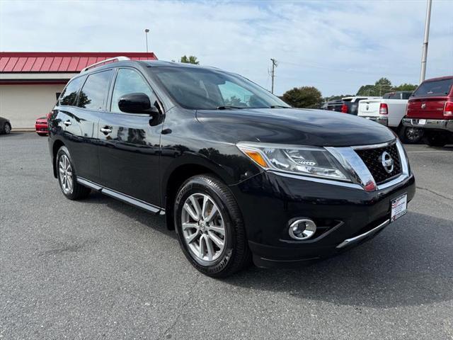 used 2015 Nissan Pathfinder car, priced at $10,995