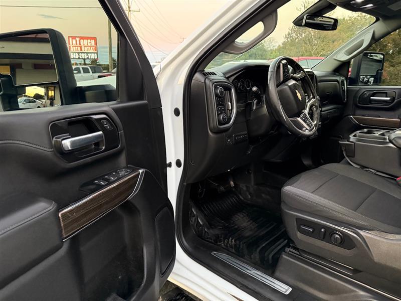 used 2022 Chevrolet Silverado 2500 car, priced at $37,995