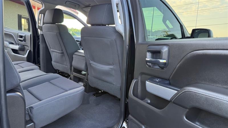 used 2018 Chevrolet Silverado 1500 car, priced at $30,995