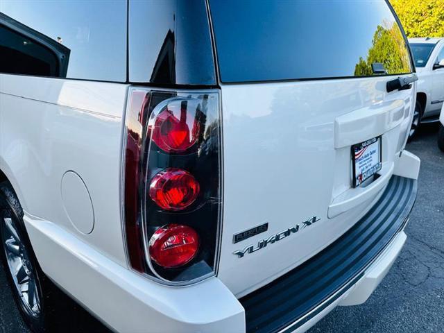 used 2012 GMC Yukon XL car, priced at $16,995