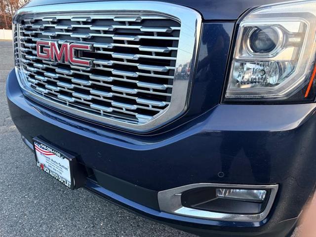 used 2020 GMC Yukon XL car, priced at $34,995