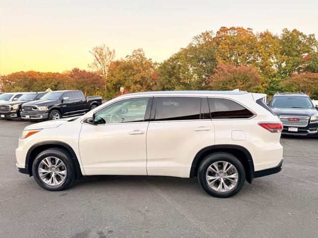 used 2015 Toyota Highlander car, priced at $18,995