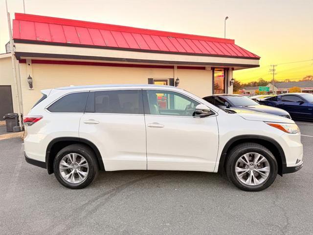 used 2015 Toyota Highlander car, priced at $18,995