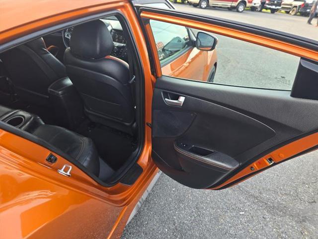 used 2016 Hyundai Veloster car